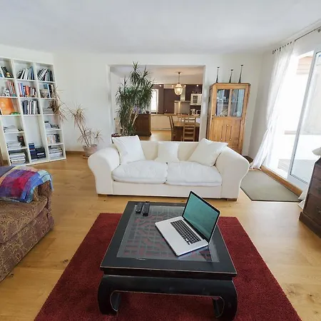 Con Terraza * Tarifa